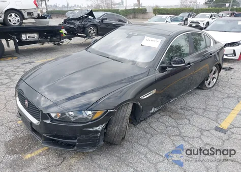 2018 Jaguar Xe 25T z USA, uszkodzony, nr VIN SAJAR4FX6JCP35914